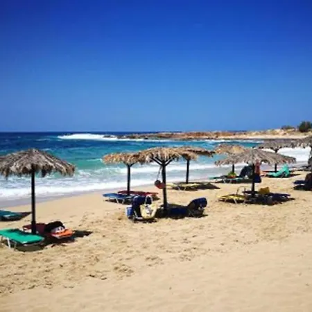 Villa 'manios' Near The